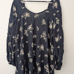 Floral Print Blouse in Navy and White
